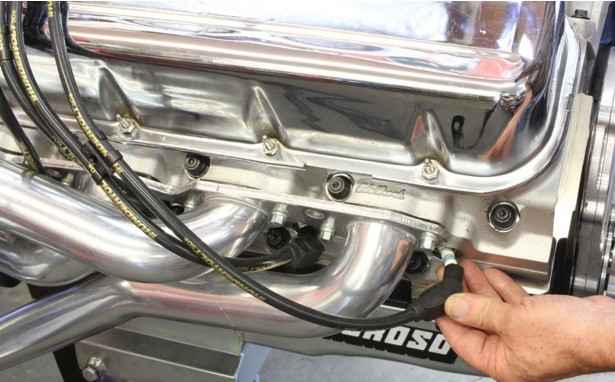 spark plugs wire & engine header